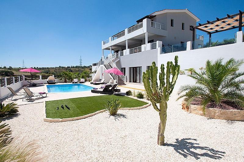 Villa Arcadia, Kallepia Paphos Ngoại thất bức ảnh